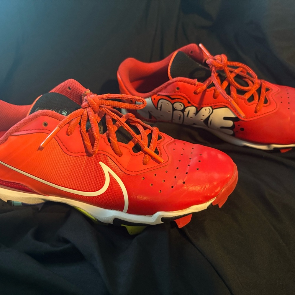 Nike Kids Red Graphic NIKE Huarache baseball cleats size Y6 - Picture 2 of 7